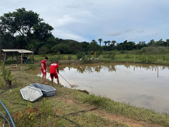 Homem de 49 anos morre afogado após tentar retirar rede de pesca em Montes Claros