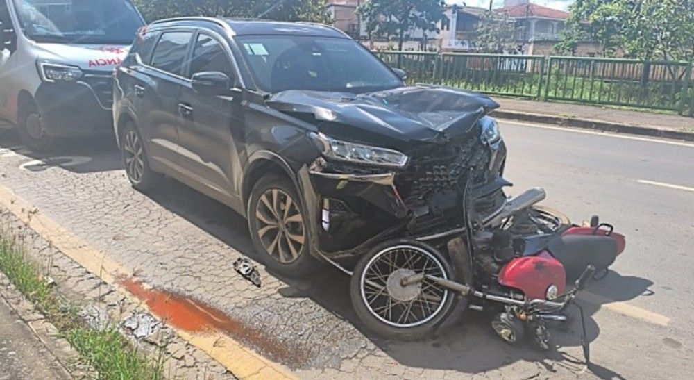 Tragédia no Bairro Melo: Motociclista morre após colisão em cruzamento de Montes Claros