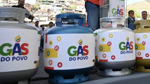 DENÚNCIA: Comerciantes são acusados de cobrar taxa ilegal de beneficiários do programa "Gás do Povo"