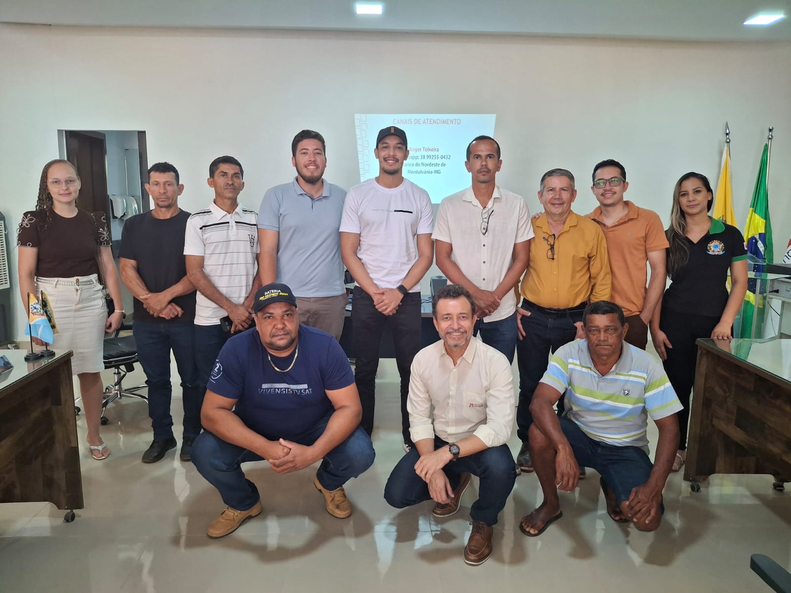 Empreendedores de Miravânia e Banco do Nordeste se reúnem em encontro estratégico na Câmara Municipal