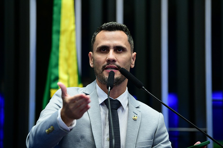 Cenário 2026: Cleitinho Azevedo confirma pré-candidatura ao Governo de Minas Gerais