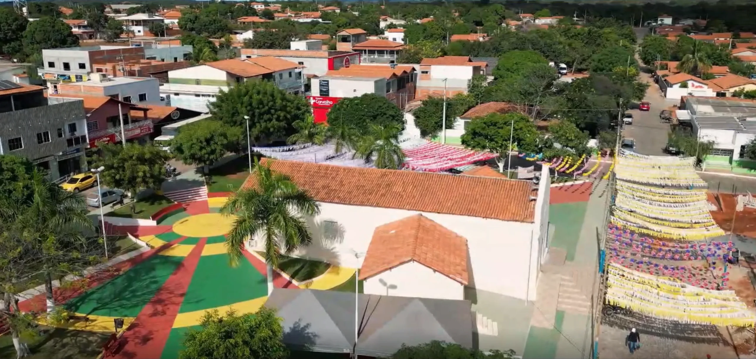 Mês do Consumidor expõe desafios do comércio local em Miravânia, no Norte de Minas