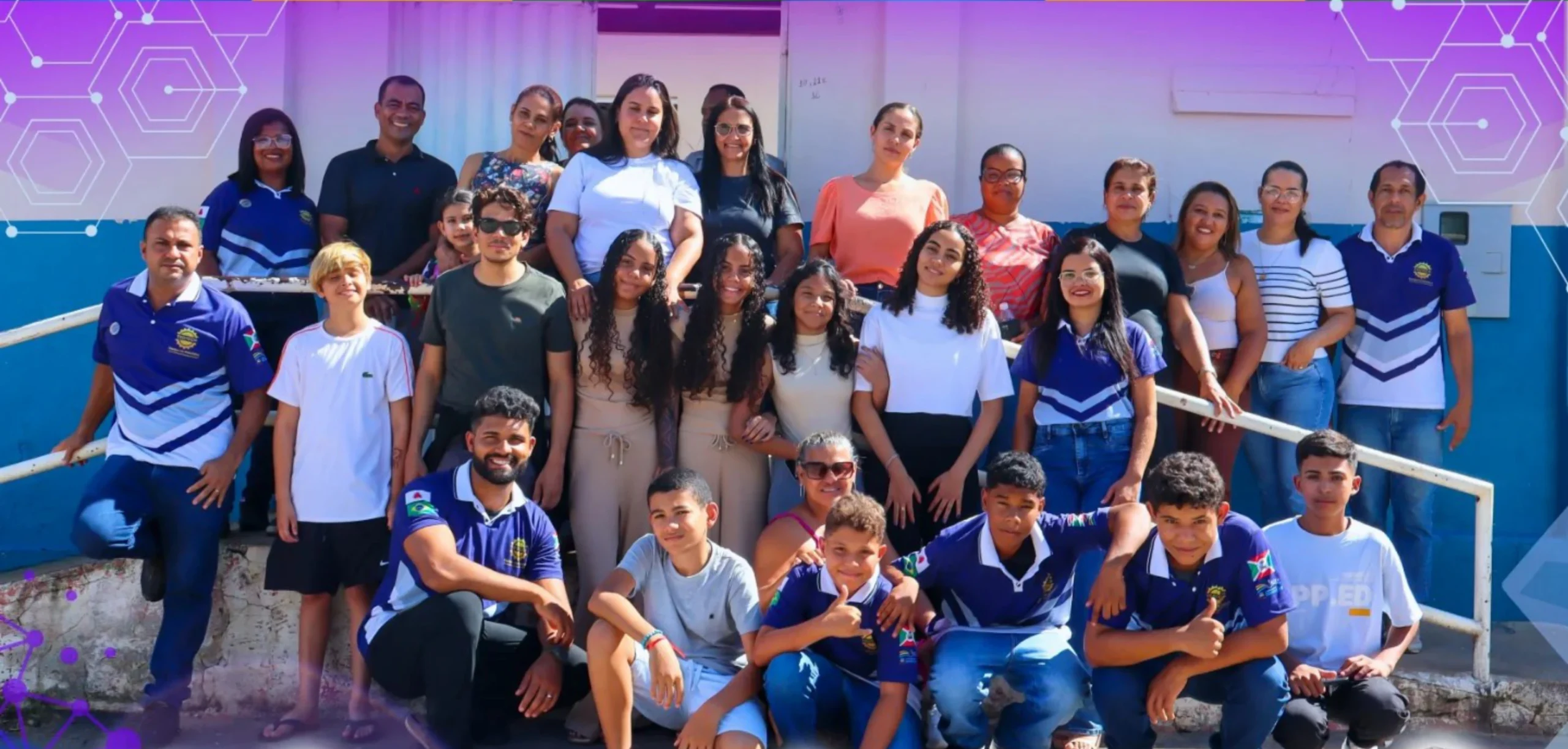 Alunos da Escola Municipal Teodomiro Corrêa representam o Norte de Minas em busca de vaga para o torneio internacional nos Estados Unidos.