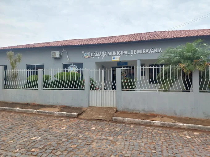 DIA D EM MIRAVÂNIA: Povo pressiona vereadores contra o endividamento do município no Projeto 005