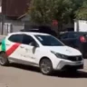 FUGA DE CARRO OFICIAL: Prefeito de São Romão arranca em alta velocidade para fugir de notificação de cassação