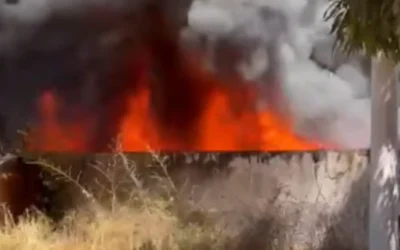Incêndio de grandes proporções atinge galpão e vegetação no Chácara das Paineiras e ameaça subestação da Cemig em Montes Claros