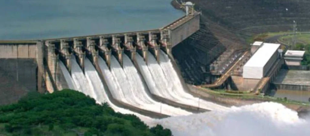 RIO SÃO FRANCISCO: Cemig Abre Vertedouro da Usina de Três Marias e Nível do Velho Chico Deve Subir em Januária