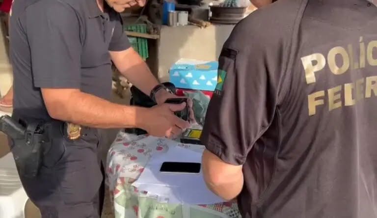 OPERAÇÃO IN NOMINE PATRIS: Polícia Federal Prende Jovem Suspeito de Armazenar Mais de 24 Mil Arquivos de Abuso Sexual Infantil em Taiobeiras