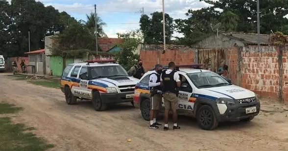 TENTATIVA DE HOMICÍDIO EM JANUÁRIA: Polícia Militar Prende Dois Suspeitos no Bairro Vila Jussara
