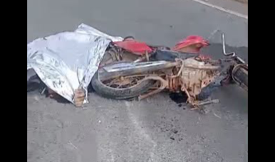 Acidente Fatal na BR-251: Motociclista Morre em Colisão com Caminhão no Trevo de Janaúba