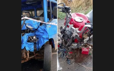 Um grave acidente de trânsito tirou a vida de um motociclista de 33 anos na tarde deste domingo de eleições (25), na rodovia MG-401, em Janaúba, no Norte de Minas. A colisão frontal entre a motocicleta e um caminhão ocorreu no trecho que dá acesso ao município de Verdelândia. Segundo informações prestadas pelo caminhoneiro à Polícia Militar, ele trafegava no sentido Janaúba/Verdelândia quando percebeu que a motocicleta, em alta velocidade, invadiu a pista contrária. O condutor do caminhão afirmou que ainda tentou desviar para o acostamento à direita da rodovia, mas não conseguiu evitar o impacto violento contra a lateral esquerda do veículo de carga. Constatação do Óbito e Trabalhos Periciais Com a força da batida, o motociclista sofreu múltiplas fraturas graves pelo corpo e veio a óbito no próprio local do acidente. Uma equipe do Serviço de Atendimento Móvel de Urgência (SAMU) da cidade vizinha de Jaíba foi mobilizada para prestação de socorro, mas pôde apenas constatar a morte da vítima. A perícia técnica da Polícia Civil esteve no local da ocorrência para colher evidências, realizar os trabalhos de praxe e liberar o corpo para o serviço funerário. O motorista do caminhão passou voluntariamente pelo teste do etilômetro (bafômetro), que deu resultado negativo para a presença de álcool no sangue. A Polícia Civil instaurará inquérito para apurar as circunstâncias e causas do acidente.